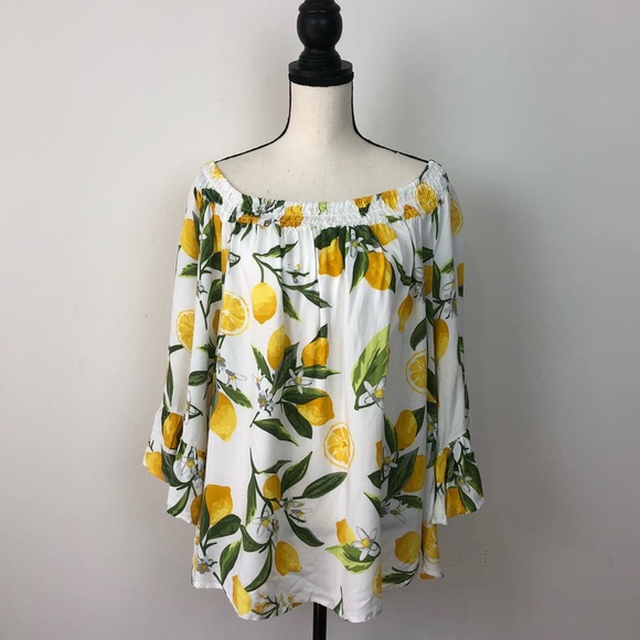 Unique Spectrum Tops - NWT Unique Spectrum Lemon Off the Shoulder Blouse